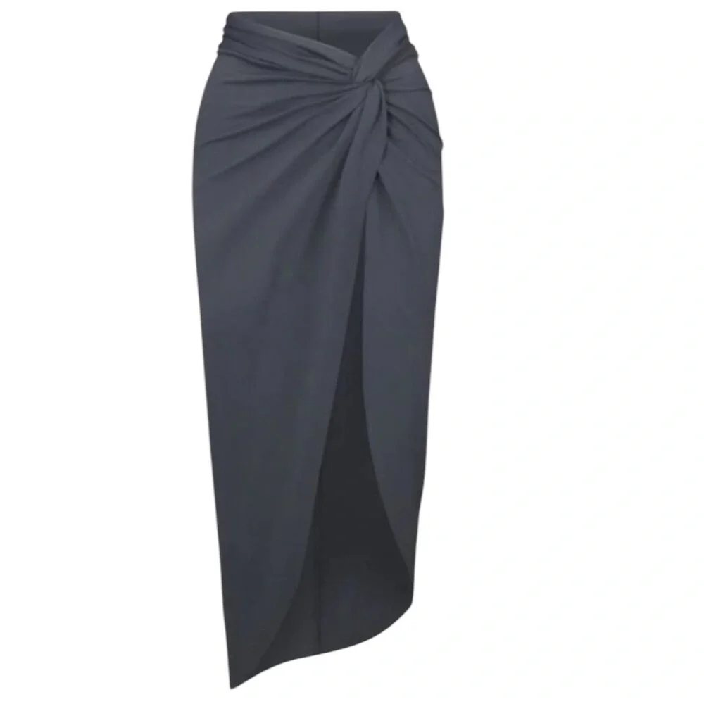 SKIMS black XL swim sarong fits woman’s 12-16 stretch NWT